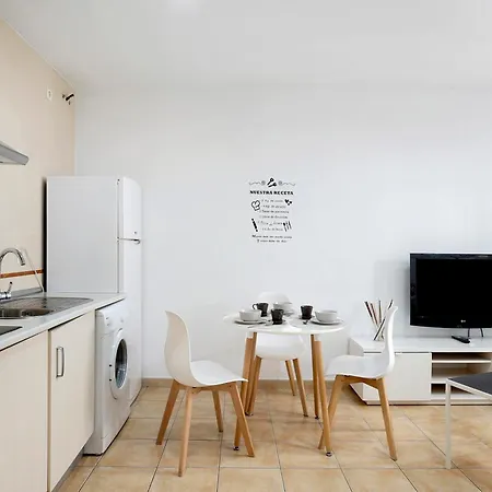 Senores Curas Solo Parejas Apartment *